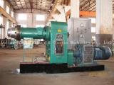 Hot feed rubber extruder